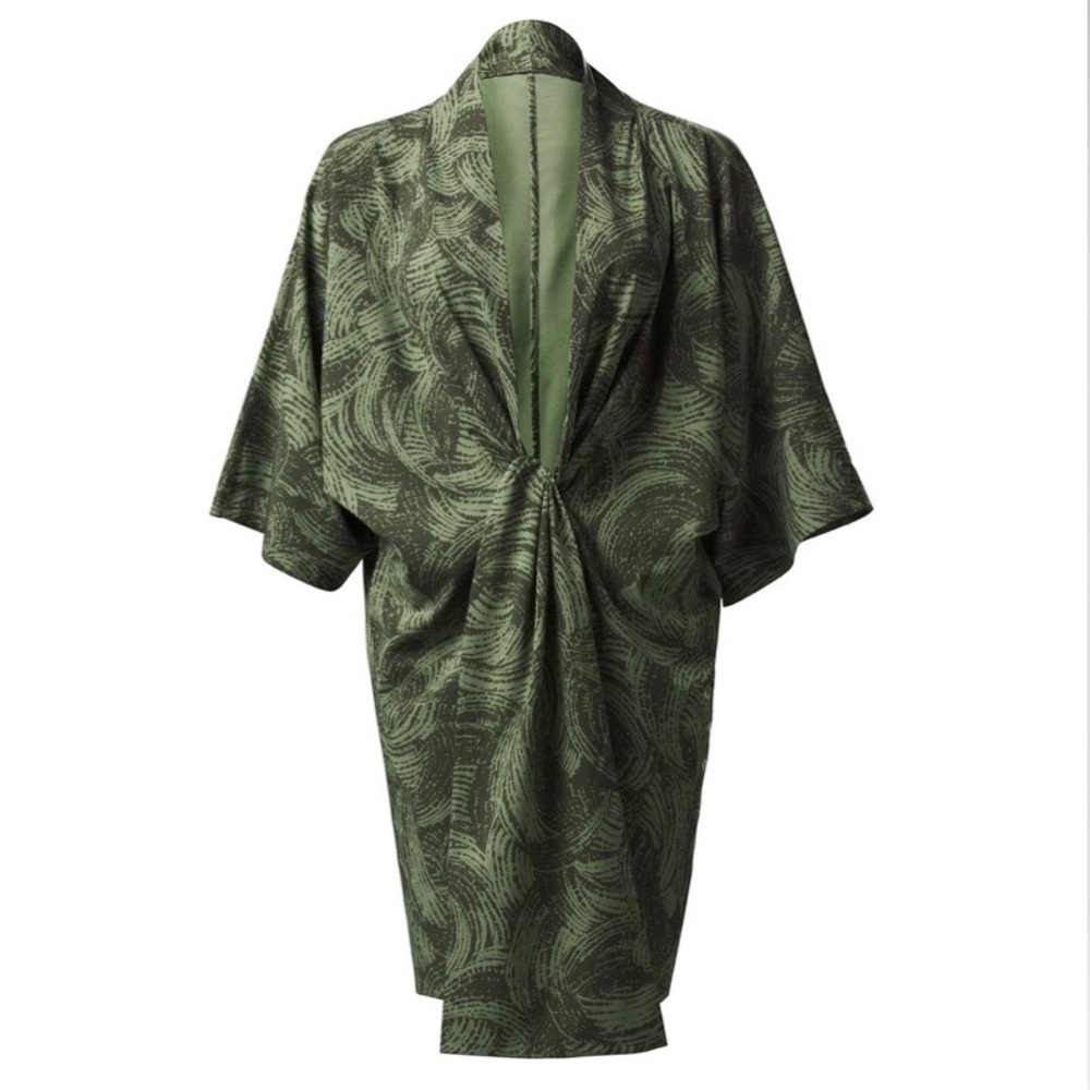 3 Piece Lululemon Yoga Haven Kimono/Leggings/Bra